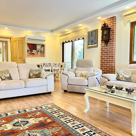 Centrally Located Very Large W Pool Jakuz And Car Park * Fethiye