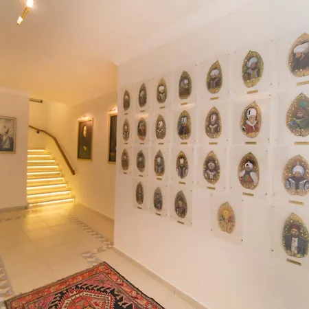 Centrally Located Very Large W Pool Jakuz And Car Park Fethiye