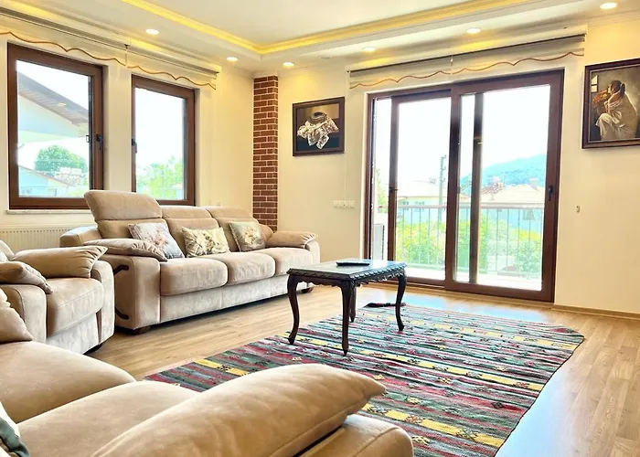 Villa Centrally Located Very Large W Pool Jakuz And Car Park *