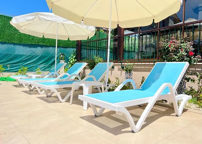 Villa Centrally Located Very Large W Pool Jakuz And Car Park *